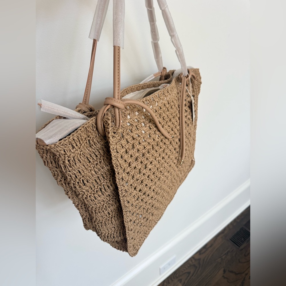 NWT Dolce Vita Ravello Tote Natural Raffia Tote Bag - Picture 12 of 14